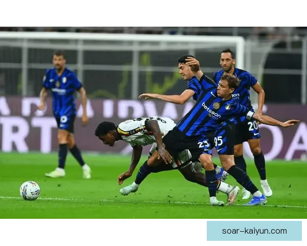 卡瓦尼本赛季球队贡献显著，进攻端表现稳健